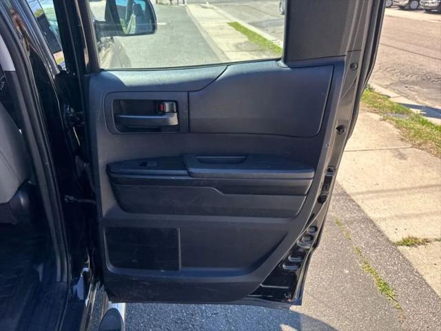 2015 Toyota Tundra SR 5.7L V8