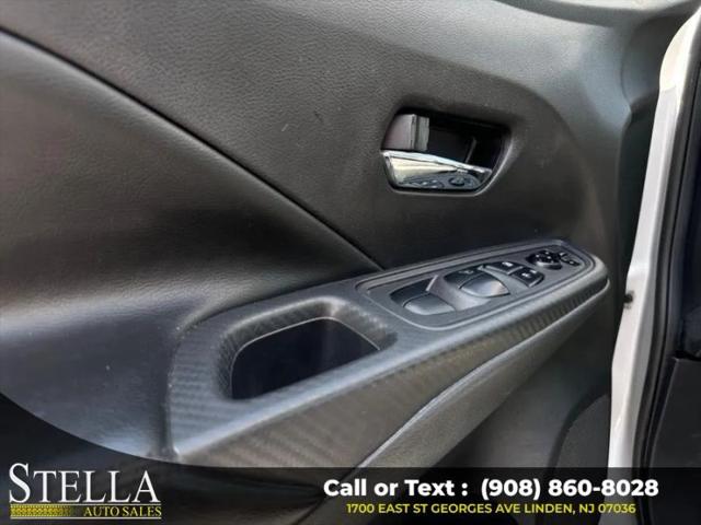 2020 Nissan Versa SV Xtronic CVT