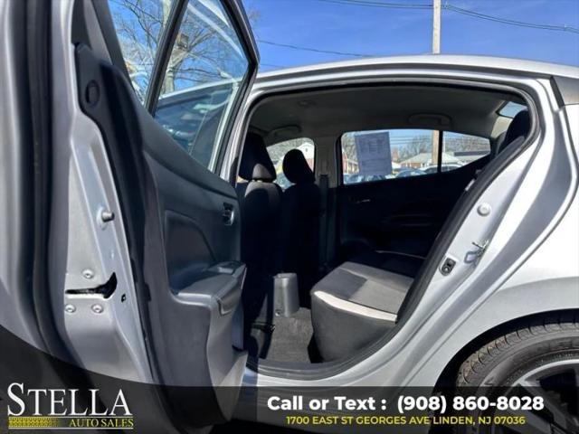 2020 Nissan Versa SV Xtronic CVT