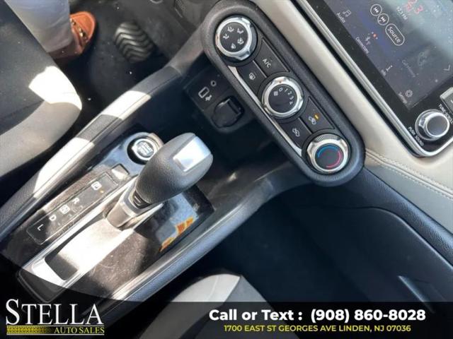 2020 Nissan Versa SV Xtronic CVT