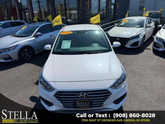 2022 Hyundai Accent SE
