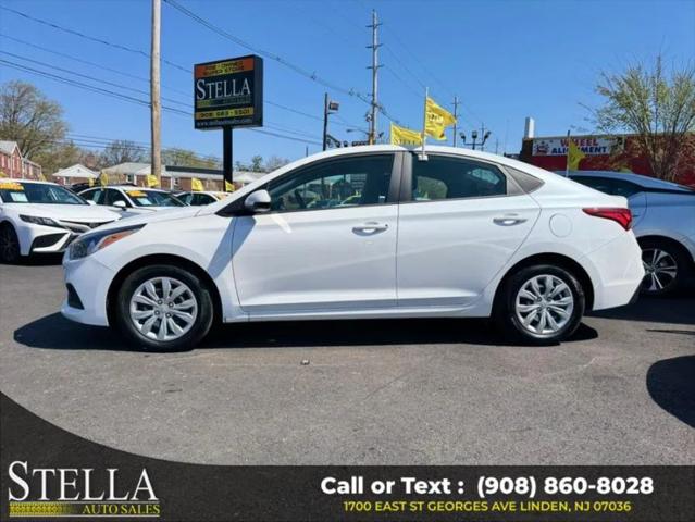 2022 Hyundai Accent SE