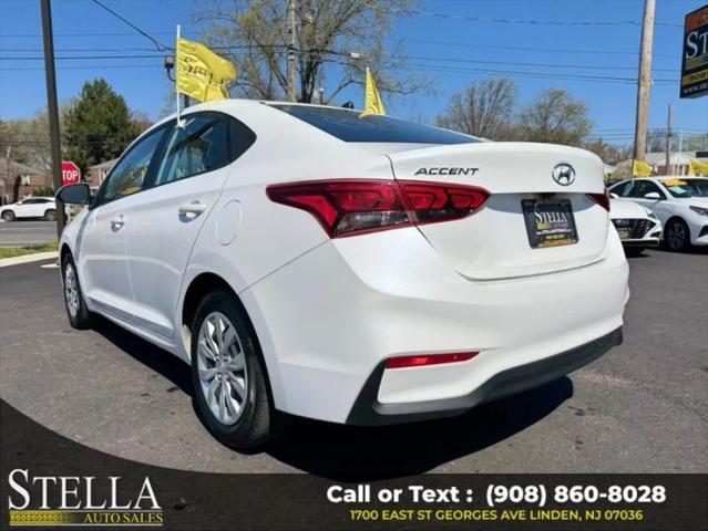 2022 Hyundai Accent SE