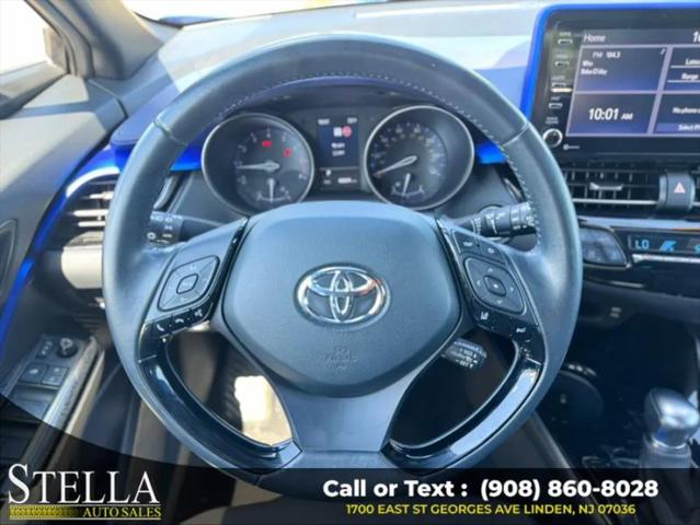 2022 Toyota C-HR XLE