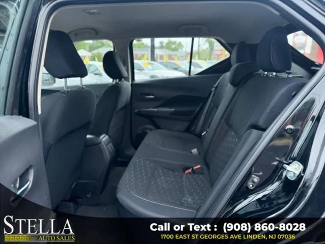2023 Nissan Kicks SV Xtronic CVT