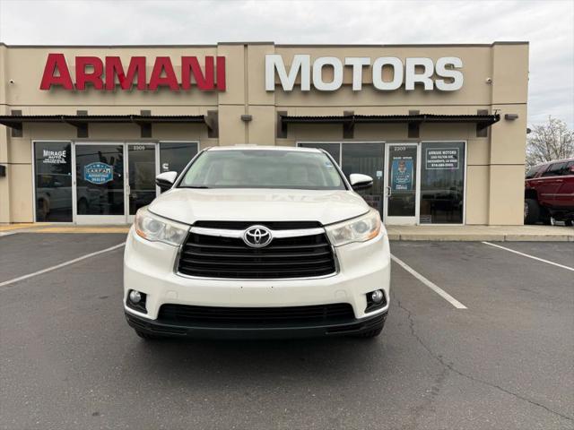 2014 Toyota Highlander LE Plus V6