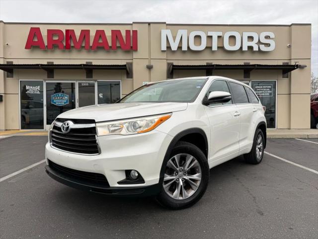 2014 Toyota Highlander LE Plus V6