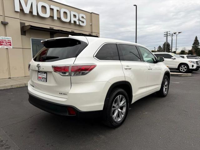 2014 Toyota Highlander LE Plus V6
