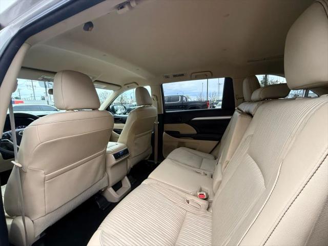 2014 Toyota Highlander LE Plus V6