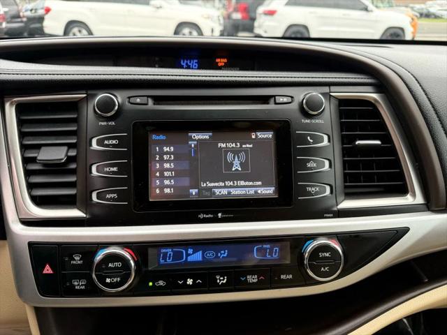 2014 Toyota Highlander LE Plus V6