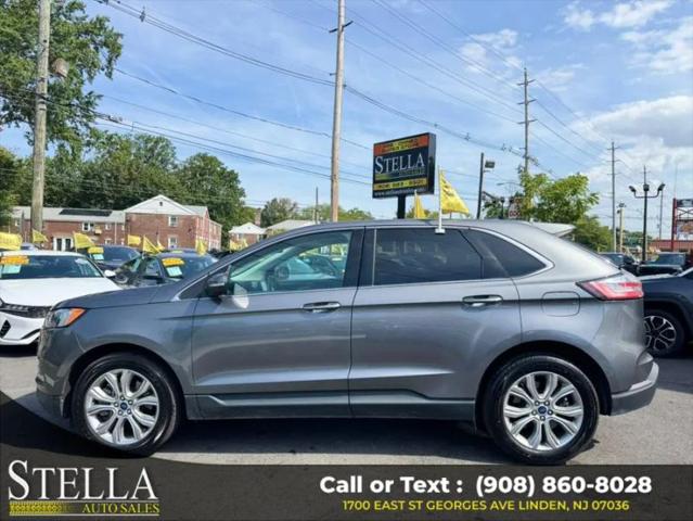2022 Ford Edge Titanium