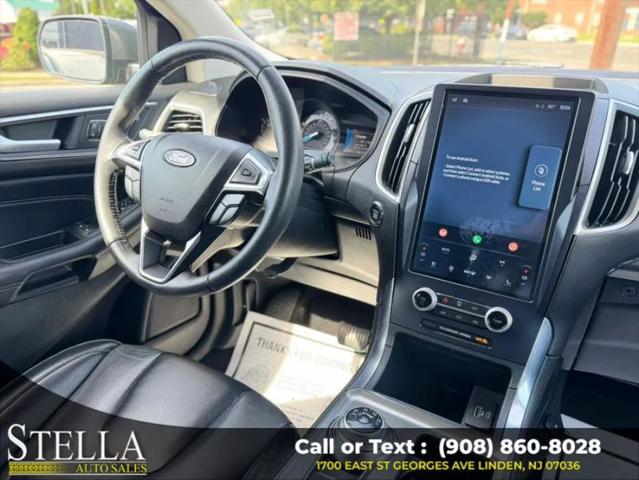 2022 Ford Edge Titanium