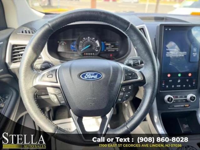2022 Ford Edge Titanium