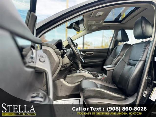 2022 Nissan Rogue Sport SL AWD Xtronic CVT