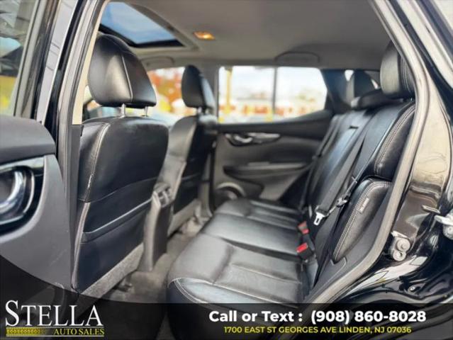 2022 Nissan Rogue Sport SL AWD Xtronic CVT