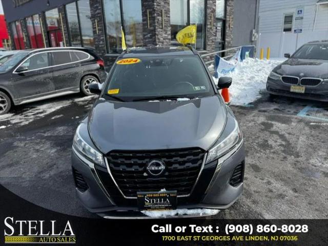 2024 Nissan Kicks SR Xtronic CVT