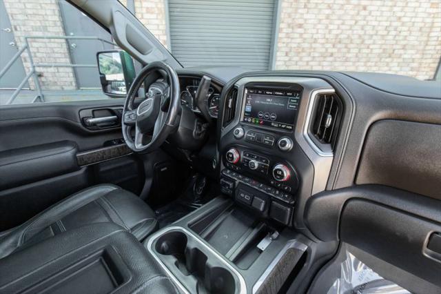 2022 GMC Sierra 2500HD 4WD Crew Cab Standard Bed Denali