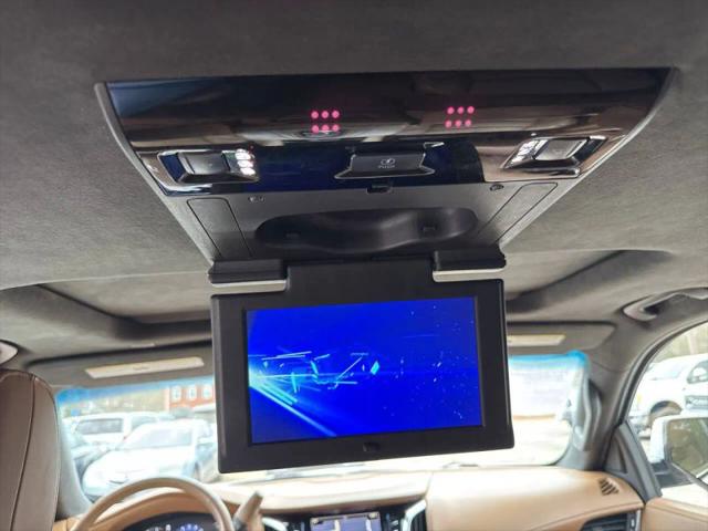 2017 Cadillac Escalade ESV Platinum