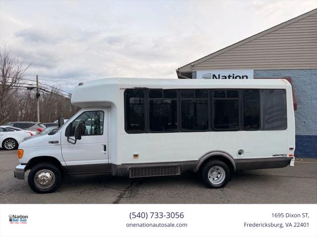 2003 Ford E-450 Cutaway XL