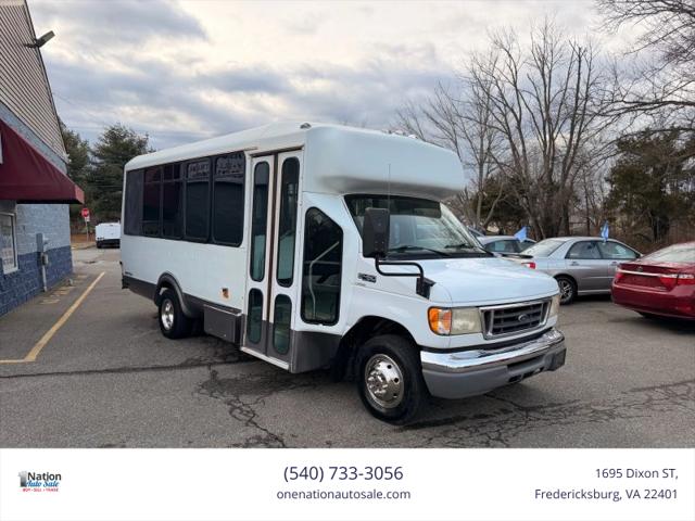 2003 Ford E-450 Cutaway XL