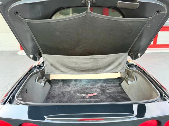 2005 Chevrolet Corvette Base