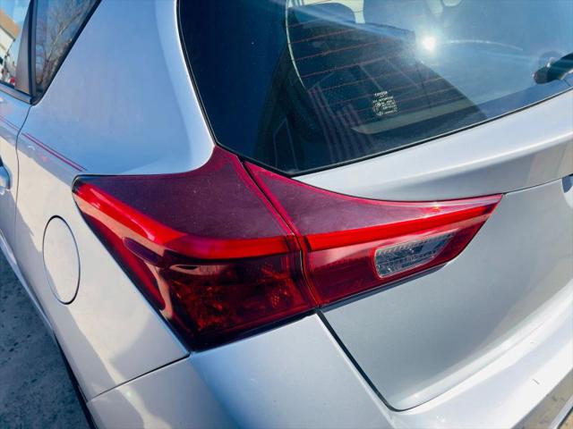 2016 Scion iM Base