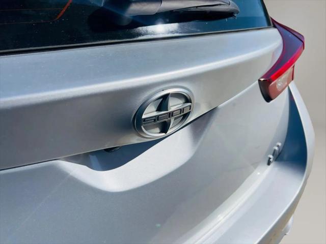 2016 Scion iM Base