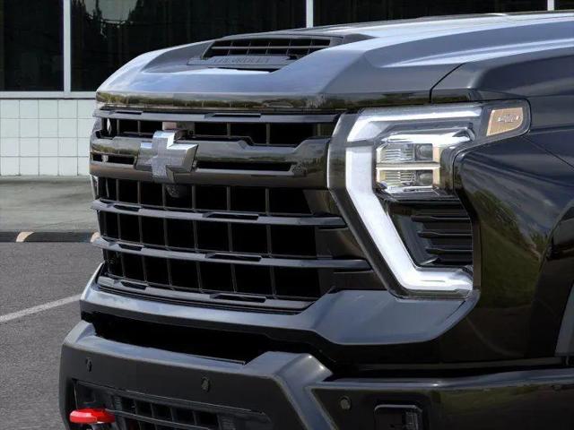2026 Chevrolet Silverado 2500HD Crew Cab, Standard Bed, LT, 4WD