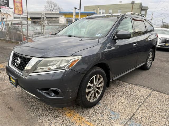 2013 Nissan Pathfinder SV for sale in Irvington, NJ