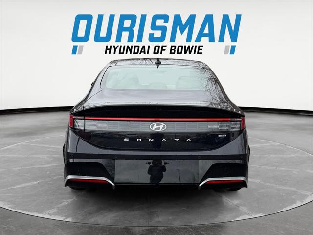 2026 Hyundai Sonata Hybrid Limited
