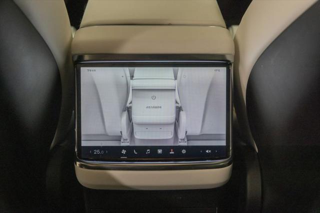 2023 Tesla Model X Standard Range