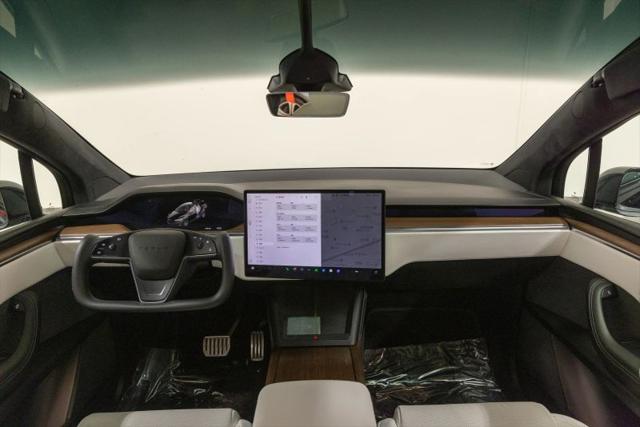 2023 Tesla Model X Standard Range