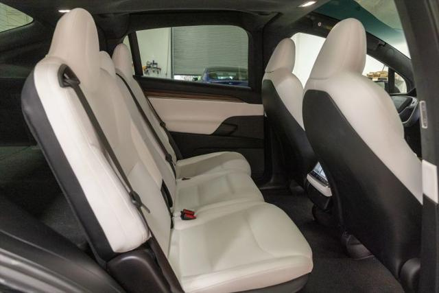 2023 Tesla Model X Standard Range