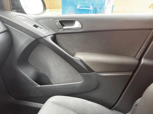 2014 Volkswagen Tiguan S