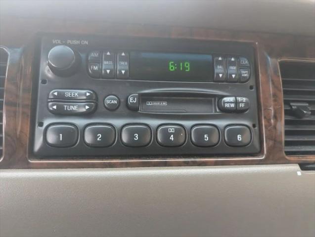 1999 Lincoln Town Car Executive
