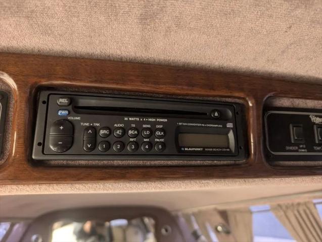 1999 Lincoln Town Car Executive