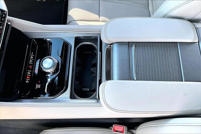2026 Jeep Grand Wagoneer L Limited Altitude 4x4