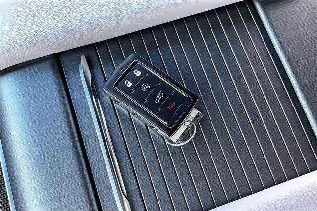 2026 Jeep Grand Wagoneer L Limited Altitude 4x4