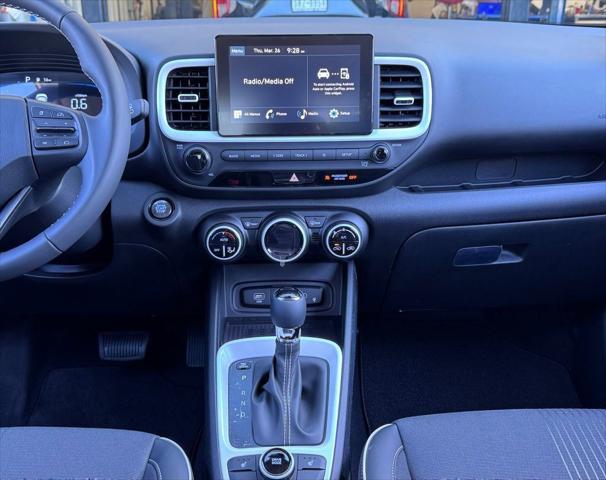 2026 Hyundai Venue SEL w/Two-Tone Roof