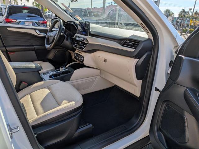 2021 Ford Escape SEL