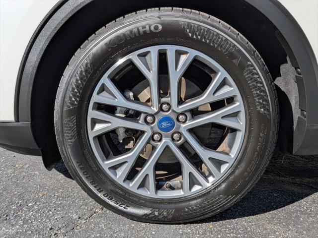 2021 Ford Escape SEL