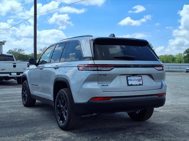 2026 Jeep Grand Cherokee Altitude 4x4