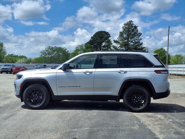 2026 Jeep Grand Cherokee Altitude 4x4