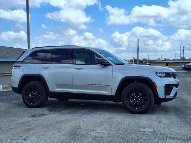 2026 Jeep Grand Cherokee Altitude 4x4