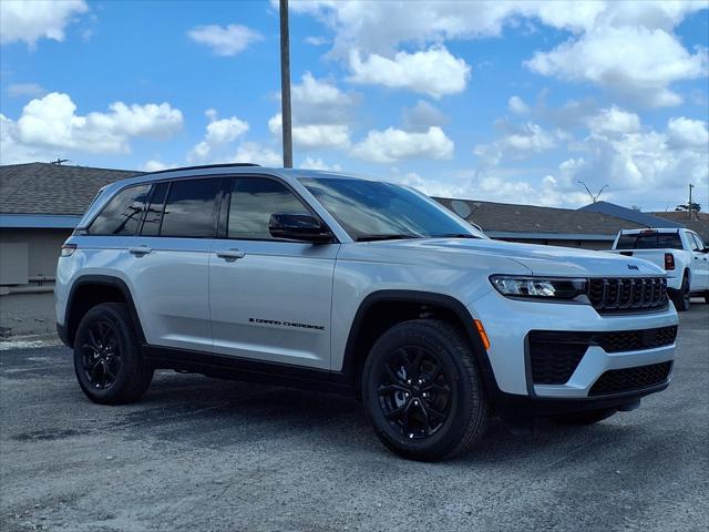 2026 Jeep Grand Cherokee Altitude 4x4