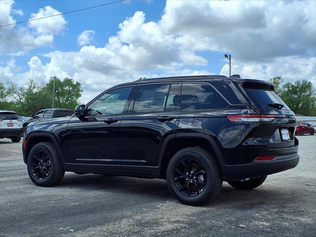 2026 Jeep Grand Cherokee Altitude 4x4