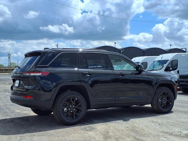 2026 Jeep Grand Cherokee Altitude 4x4