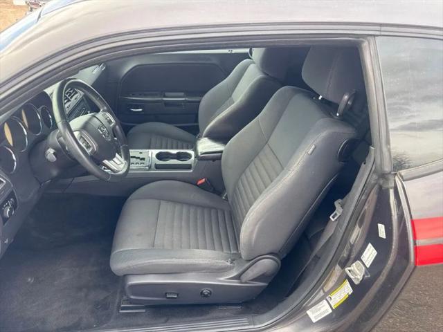 2013 Dodge Challenger SXT