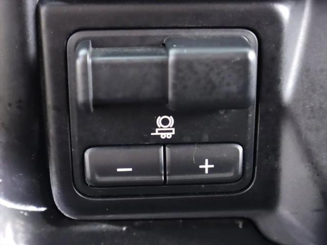2021 Chevrolet Silverado 1500 4WD Crew Cab Short Bed LT
