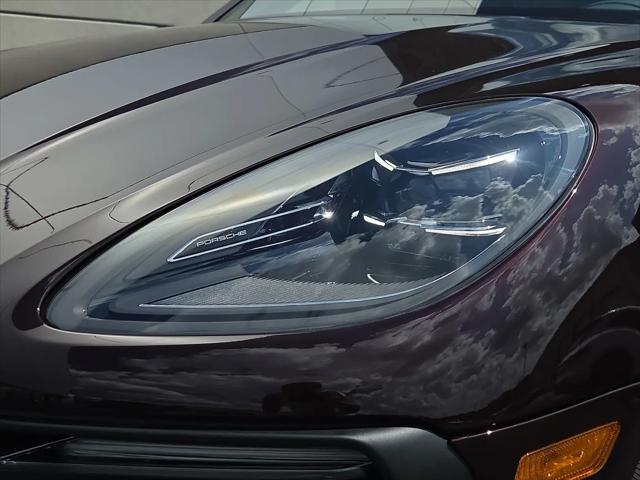 2025 Porsche Macan Macan